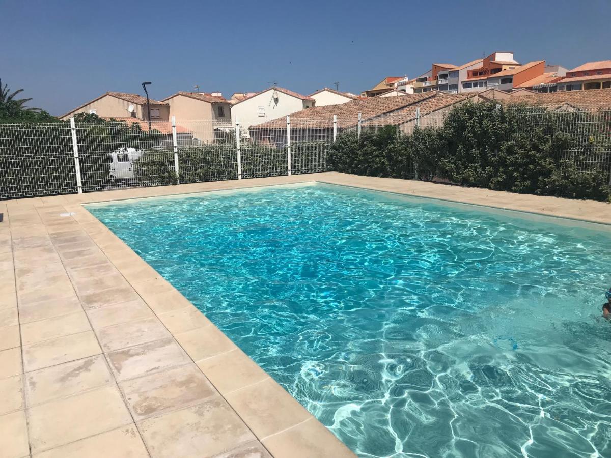 Ferienwohnung Marina Les Pieds Dans L Eau Le Barcarès Exterior foto